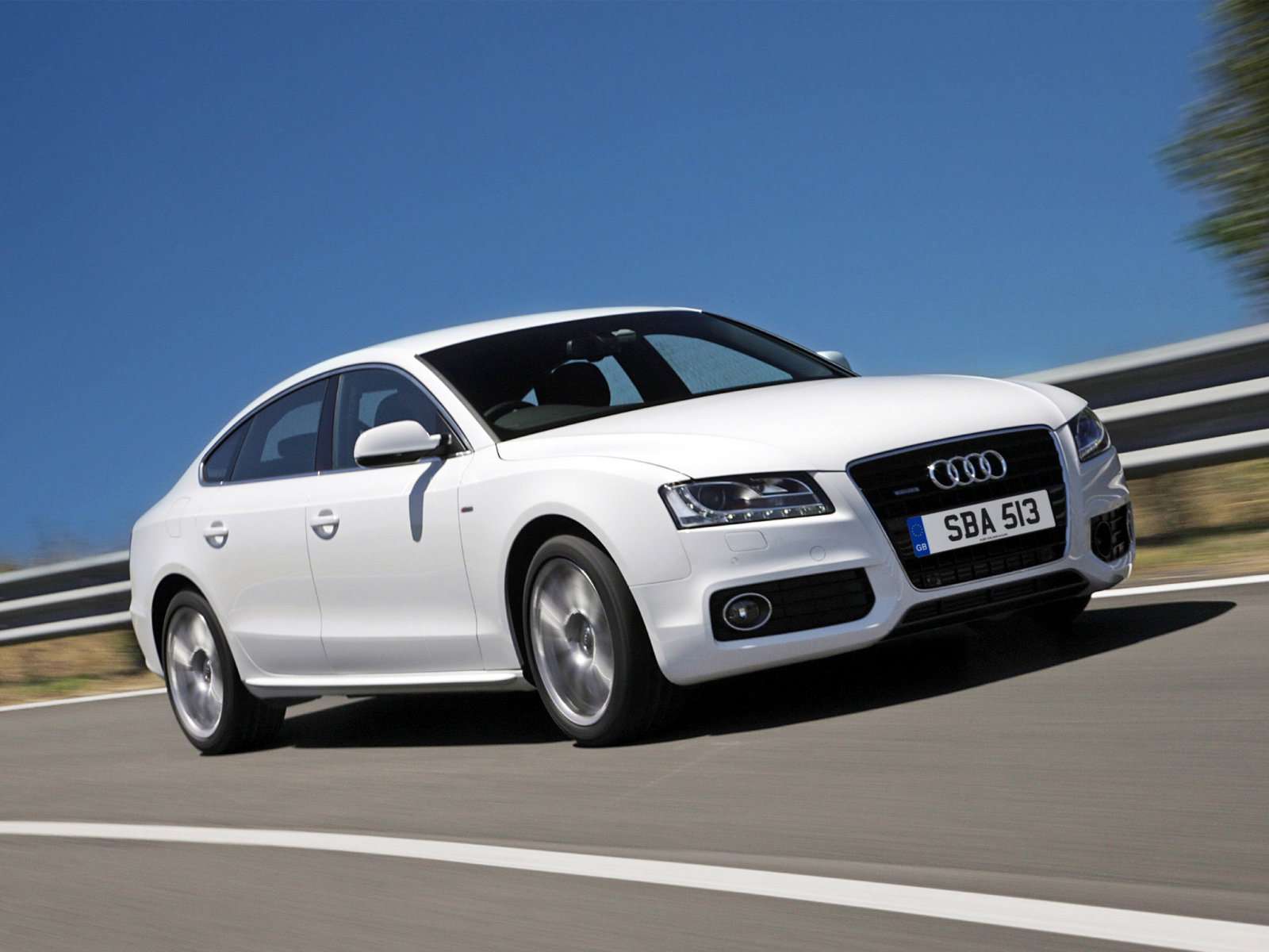 Подбор аккумулятора A5 (8TA) Sportback I поколение в магазине 8 926 257-4321