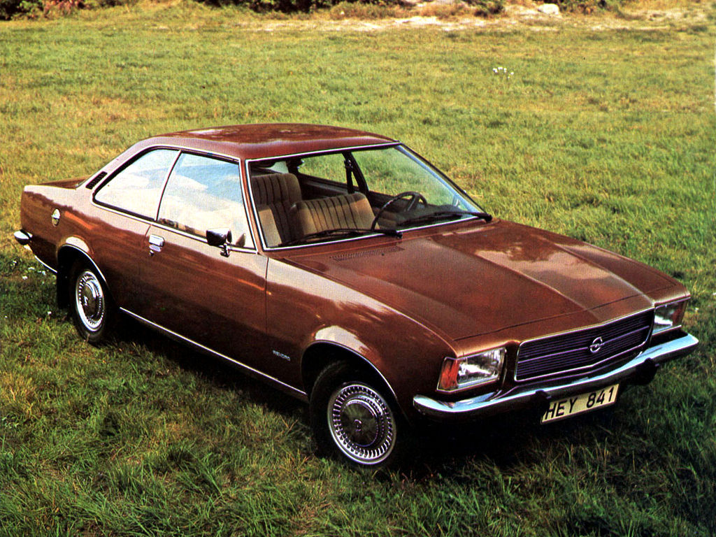 Подбор аккумулятора REKORD D Coupe в магазине 8 926 257-4321