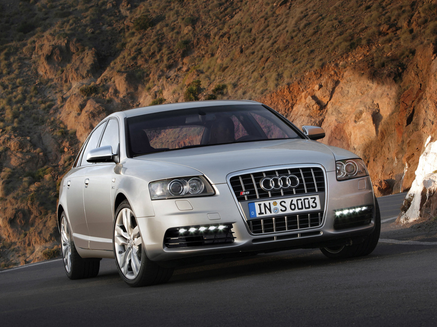 Подбор аккумулятора AUDI S6 (4F2, C6) в магазине 8 926 257-4321