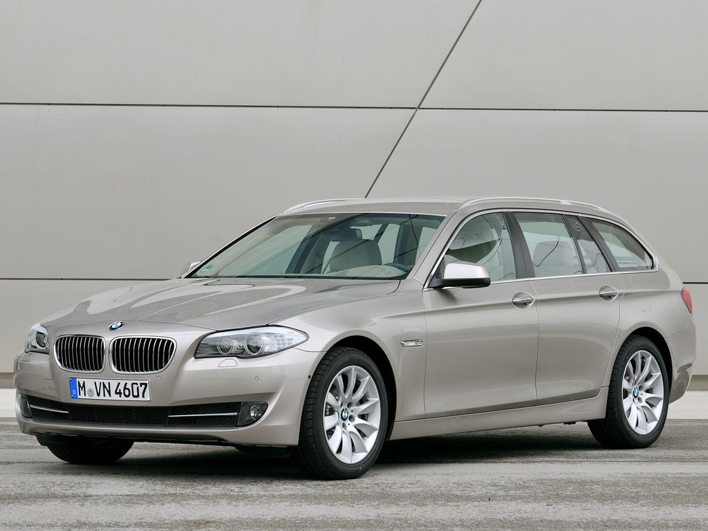Подбор аккумулятора 5 (F11) Touring в магазине 8 926 257-4321