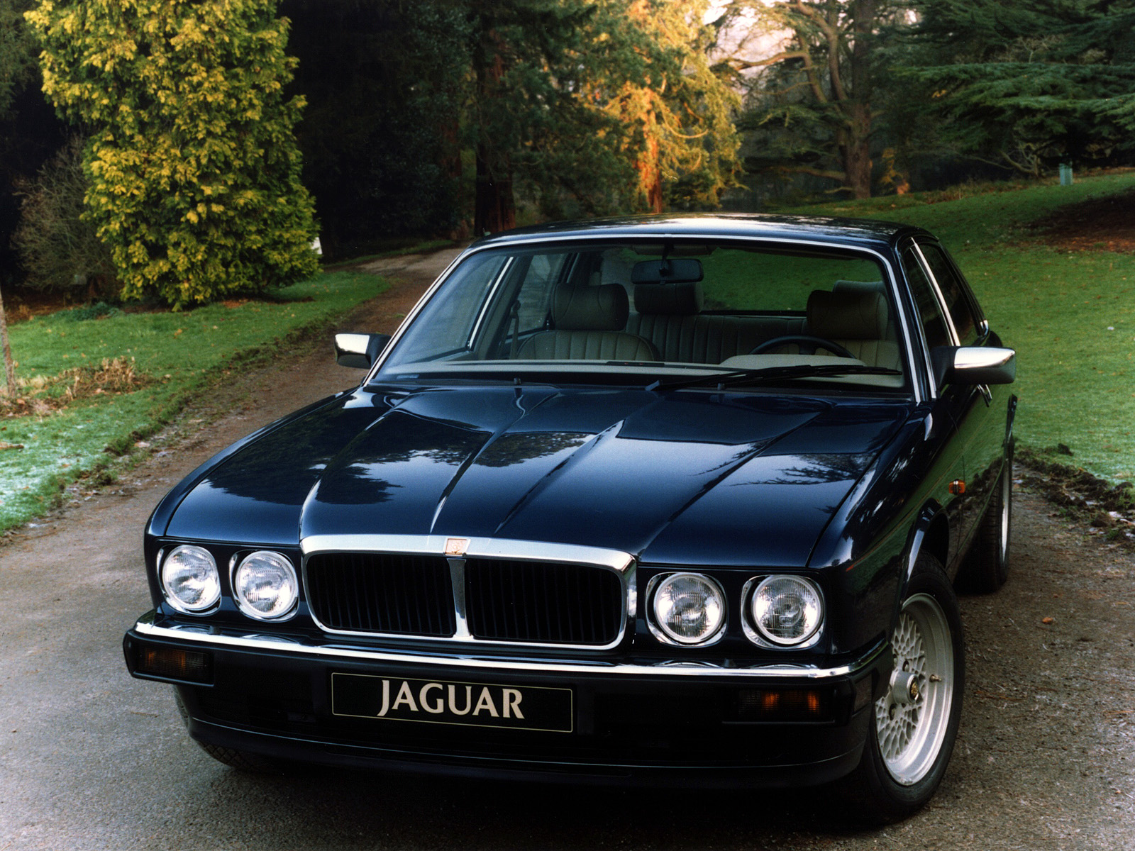 Подбор аккумулятора XJ (XJ 40, 81) в магазине 8 926 257-4321