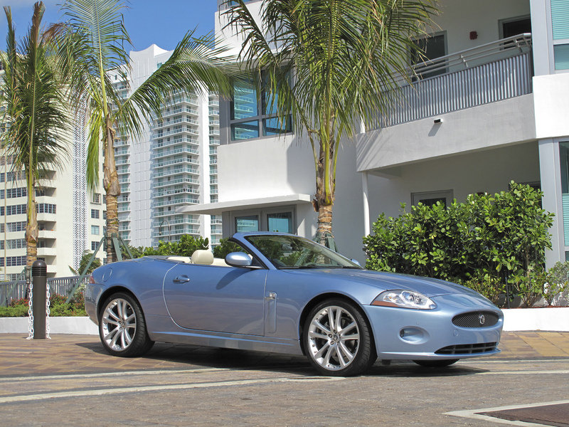 Подбор аккумулятора XK Cabriolet в магазине 8 926 257-4321