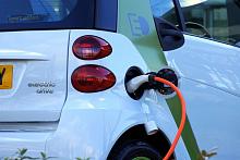 Власти Японии помогут компаниям в создании аккумуляторов для электрокаров