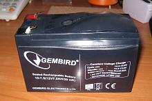 Вздувшийся корпус автоаккумулятора: что делать?